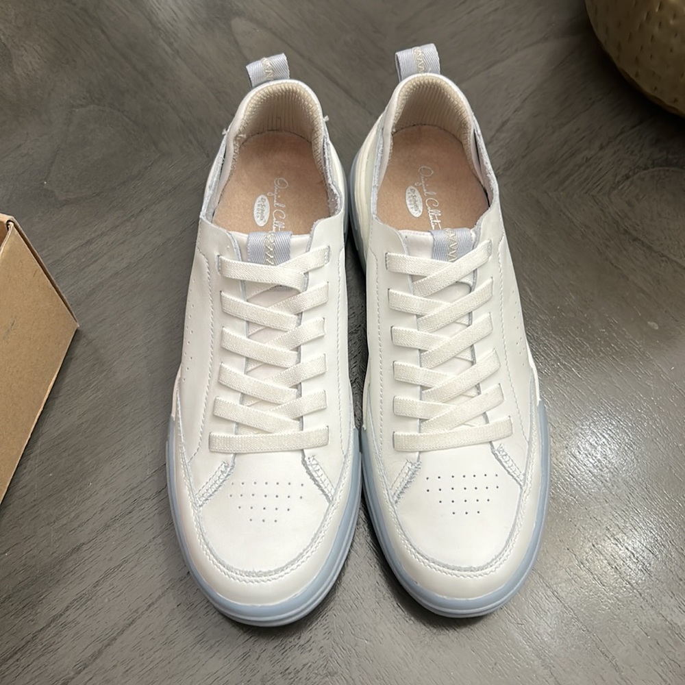 DR. SCHOLL'S ORIGINAL COLLECTION Women's Feelin Free Slip-on Sneakers - Picture 5 of 13